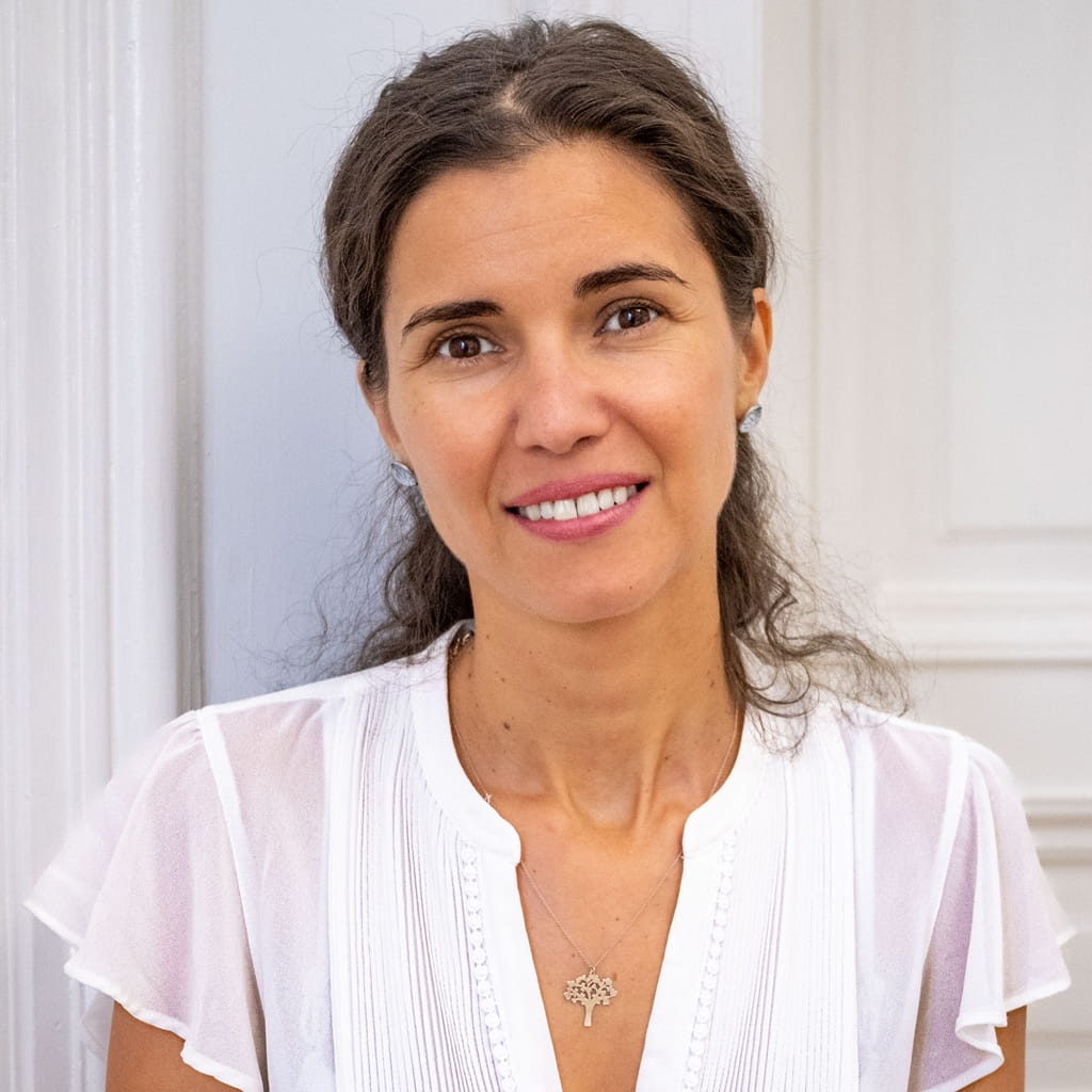 LAVINIA Constantinescu